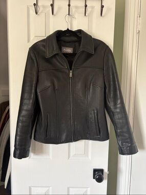 Vintage Wilson’s Black Leather Jacket - Size small